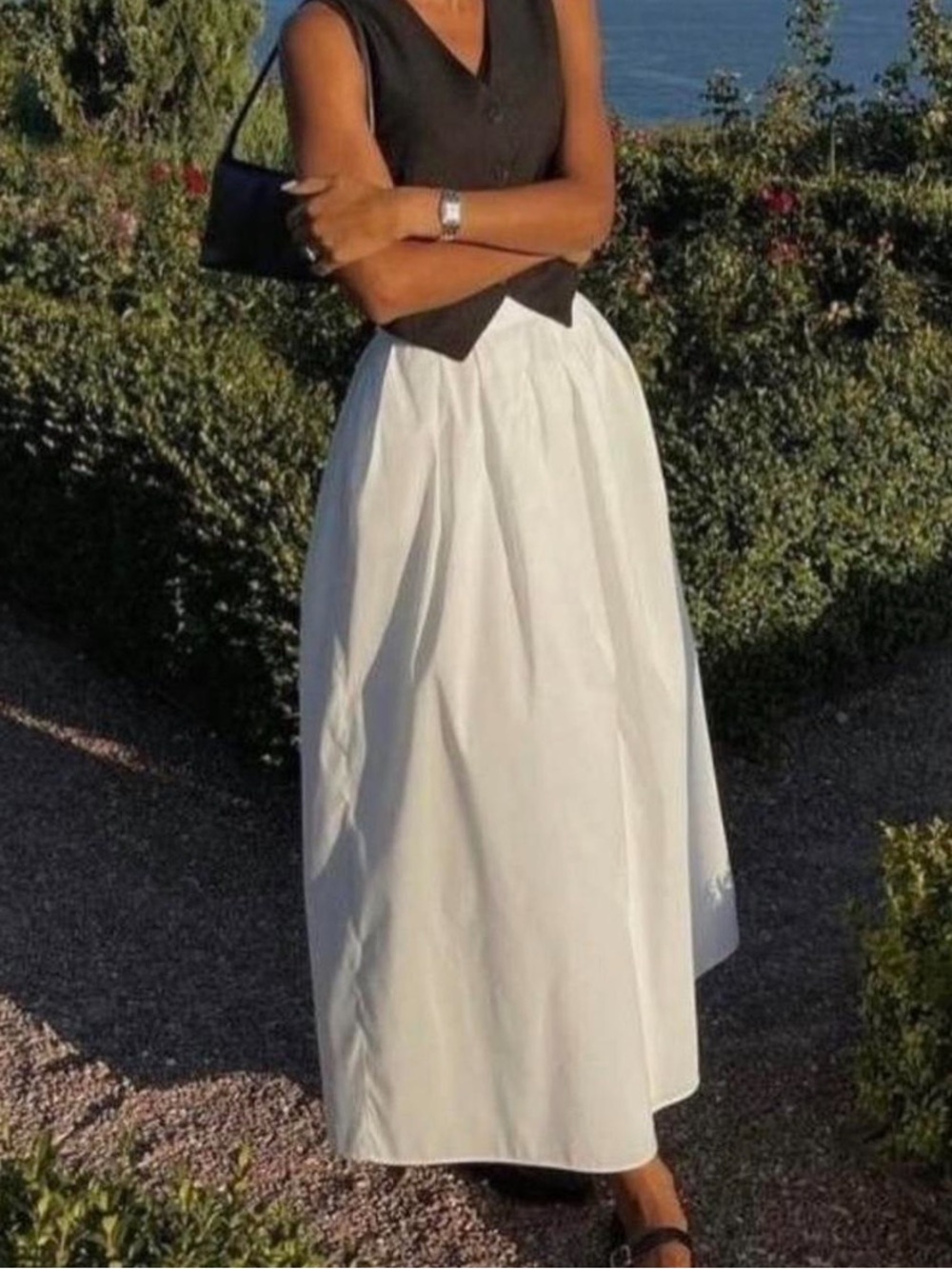 Zara White Maxi Skirt with Gentle A-Line Fall